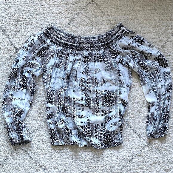 Parker Black & White Aztec Print Off-The-Shoulder Blouse Top Size S - Picture 9 of 9